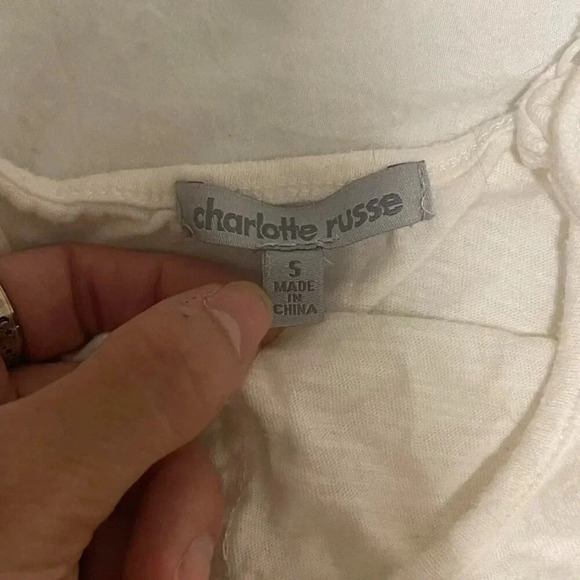 Charlotte Russe Cream Tie Front Crop Tank Top Women's Size Small - Picture 4 of 4